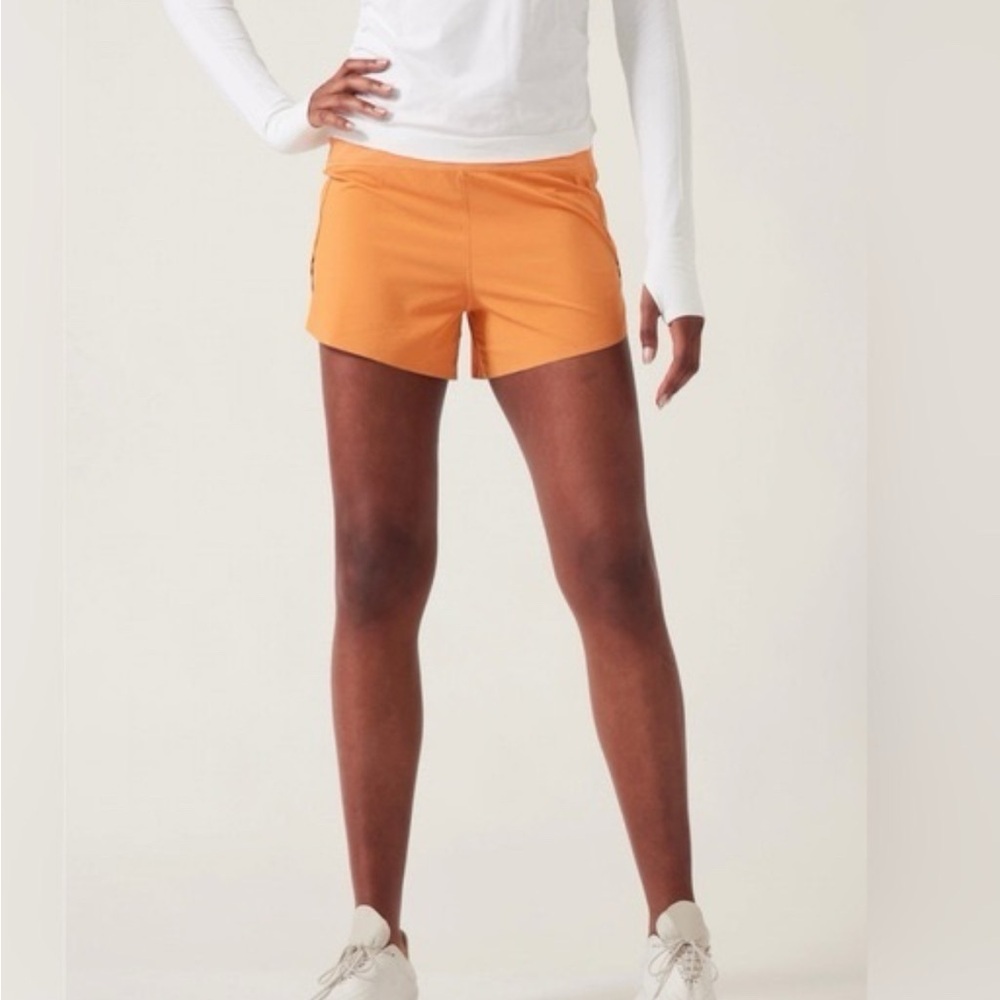 ATHLETA Women's Run With It 3.5” Inseam Athletic Shorts, Seville Orange, EUC